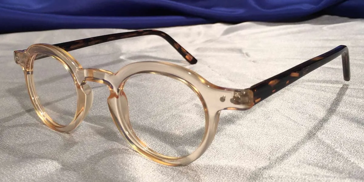 Hubbles – Translucent Rimmed Frames in Clear Crystal or Wheat
